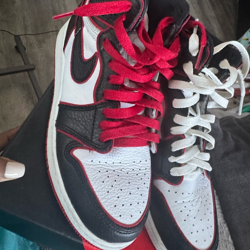 Nike Air Jordan 1 High Black White Red Sneakers
